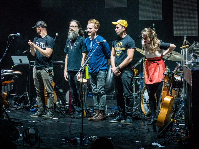 The band takes a bow or three (Photo: Andrew King)